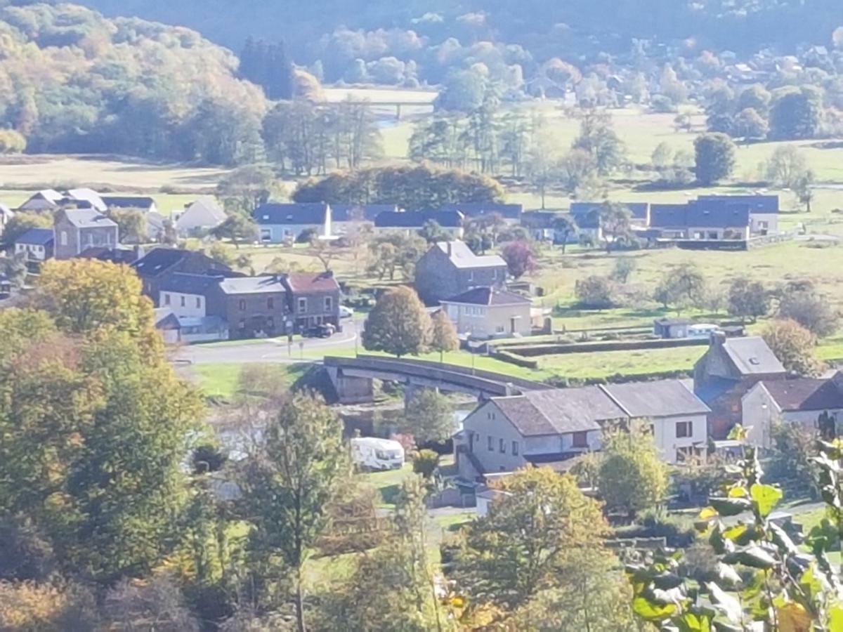 Gite Le Haut Rivage Tournavaux Bagian luar foto